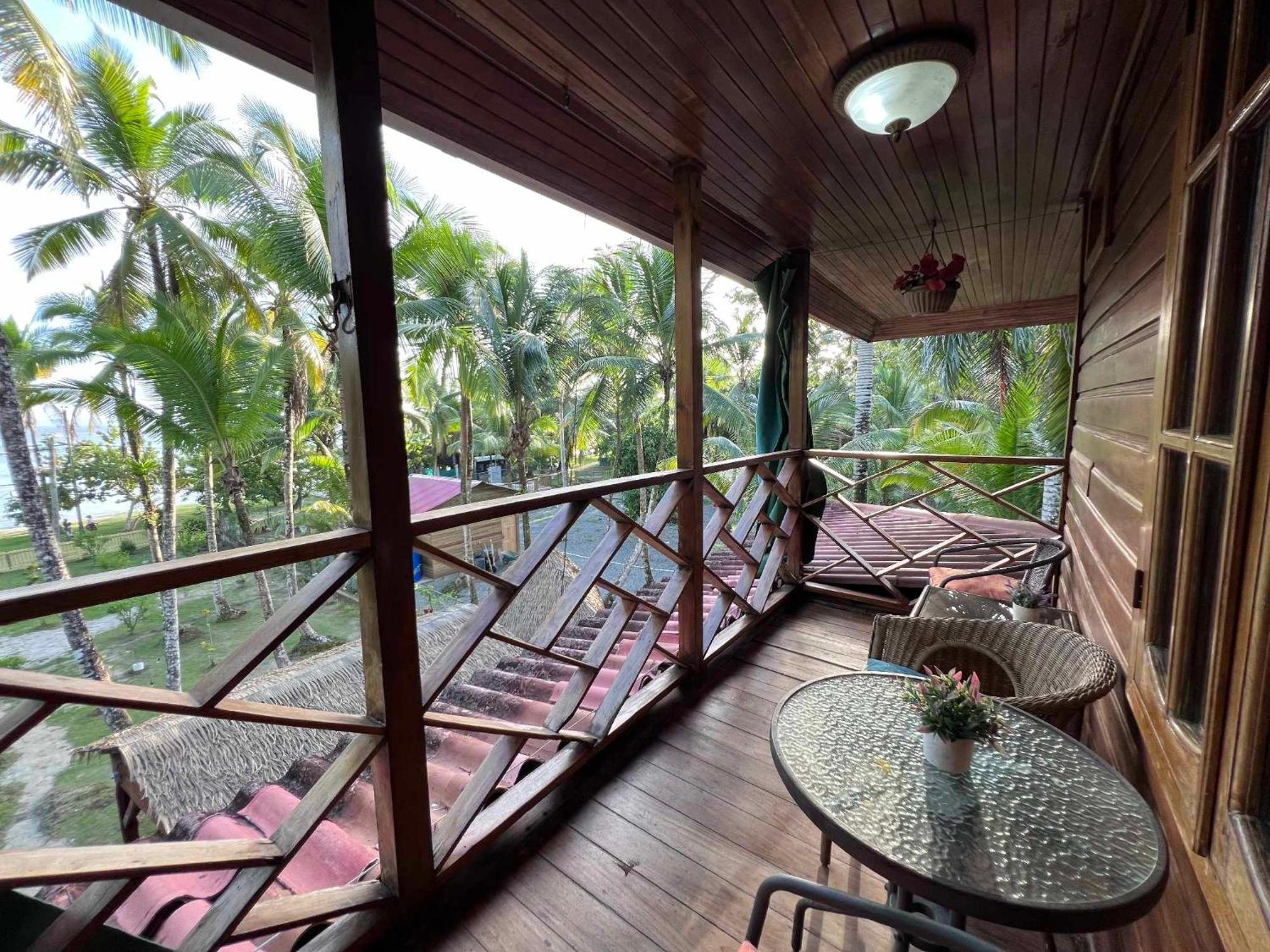 Hotel Tierra Verde Bed And Breakfast โบกัสทาวน์ ภายนอก รูปภาพ
