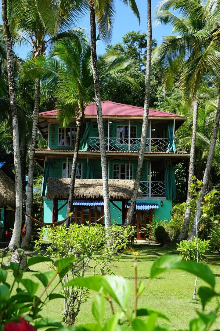Hotel Tierra Verde Bed And Breakfast โบกัสทาวน์ ภายนอก รูปภาพ